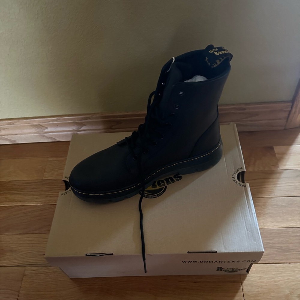 Dr. Martens Combs Leather Boots